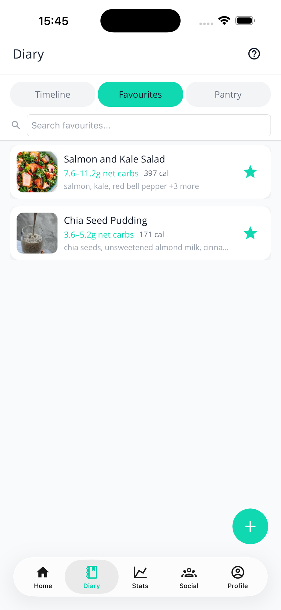 Favourites tab showing starred meals: Salmon and Kale Salad with 7.6 to 11.2g net carbs, and Chia Seed Pudding with 3.6 to 5.2g net carbs.